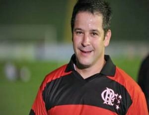 Murilo Benício como Tufão em "Avenida Brasil" (foto: revista Contigo).